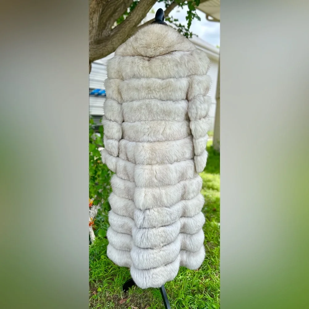 Genuine Natural Blue Fox 7/8 Horizontal Fur Coat - Picture 4 of 14